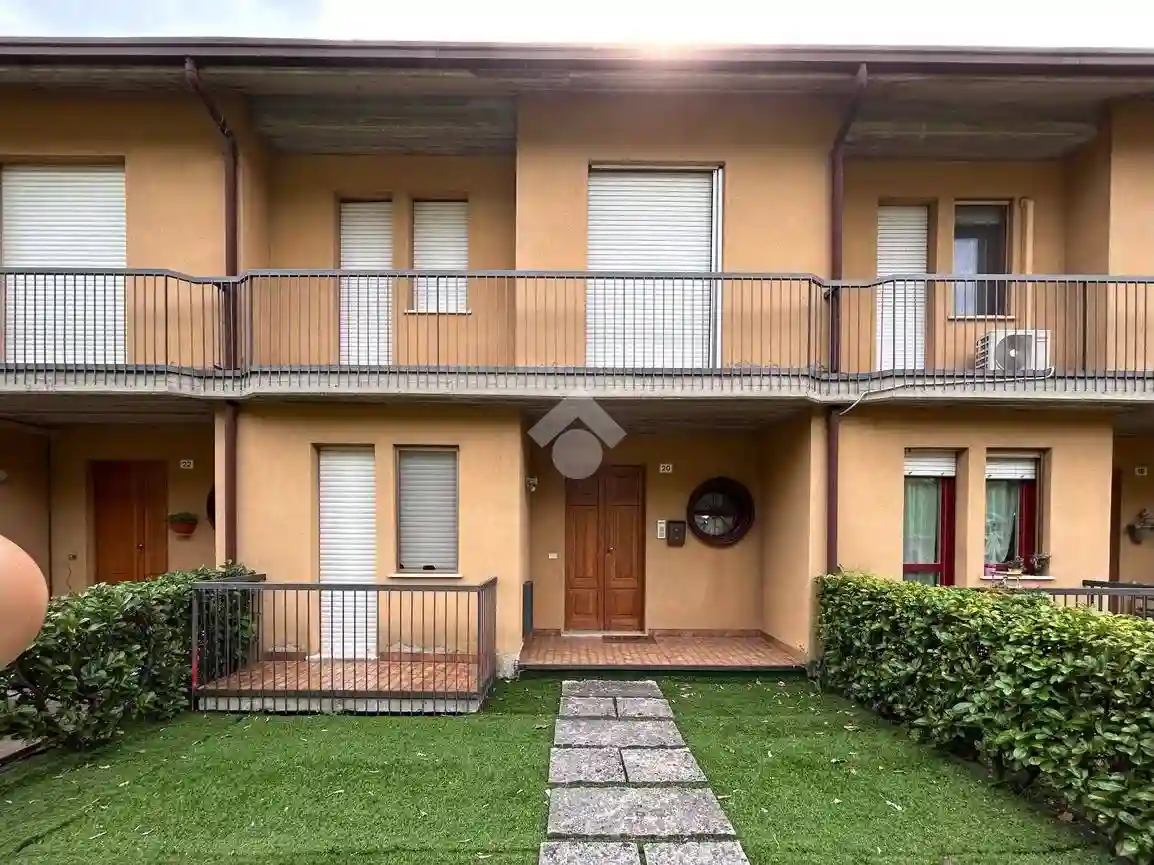 Villetta a schiera - foto 2
