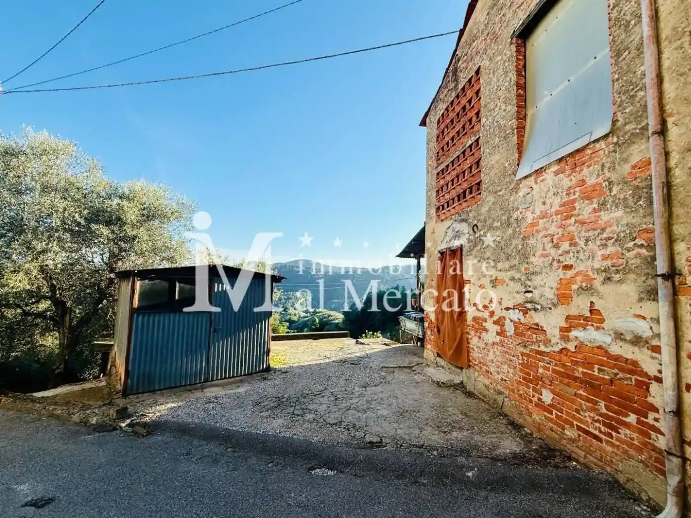 Casa indipendente in vendita a Lucca