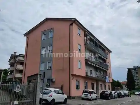 Appartamento in vendita a Solaro