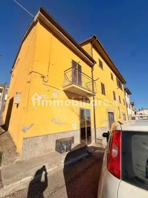 Casa indipendente in vendita a Viterbo
