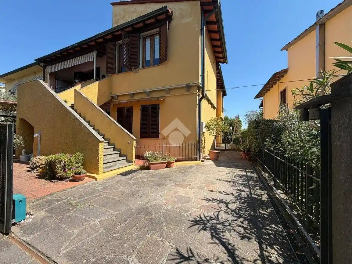 Appartamento in vendita a Signa