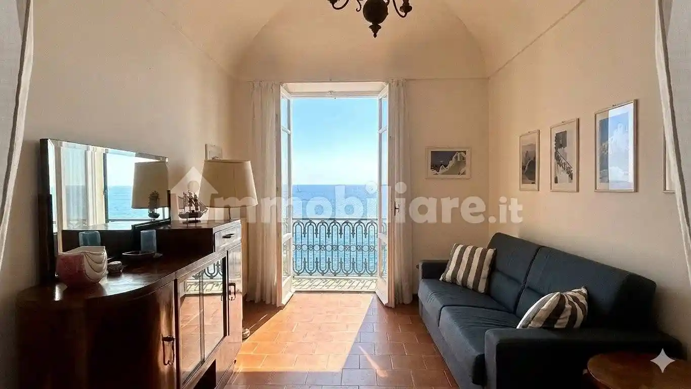 Appartamento in affitto a Alassio