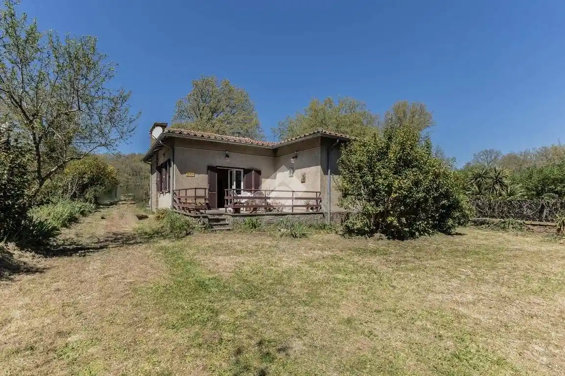 Villa in vendita a Manziana