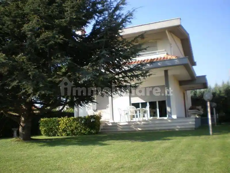 Villa in vendita a Anzio