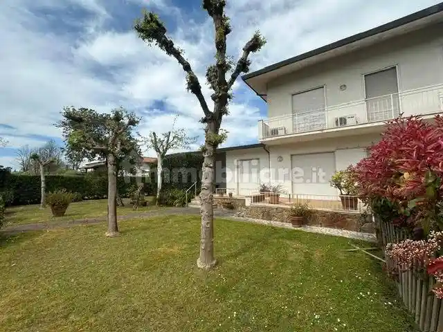 Villa in vendita a Pietrasanta