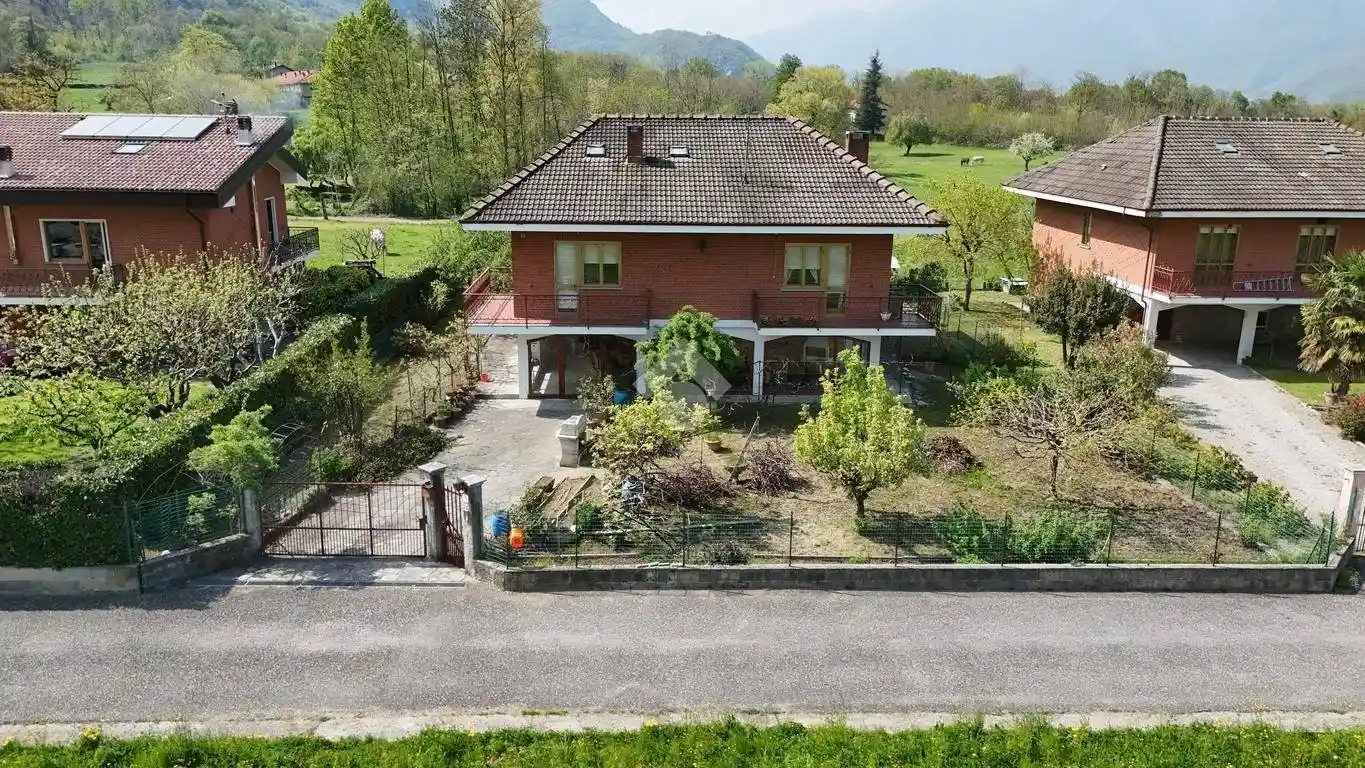 Villa in vendita a Villar Focchiardo