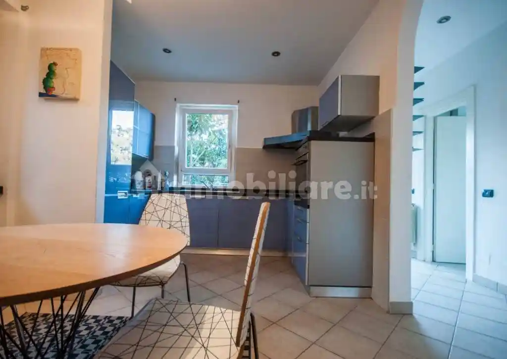 Appartamento in affitto a Lerici