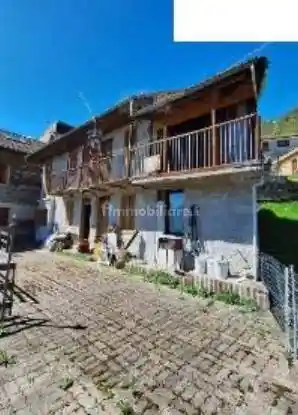 Casa indipendente in vendita a Montescheno