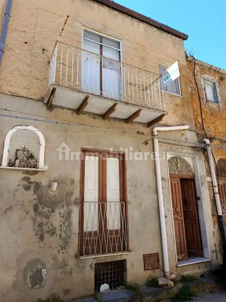 Casa indipendente in vendita a Naro