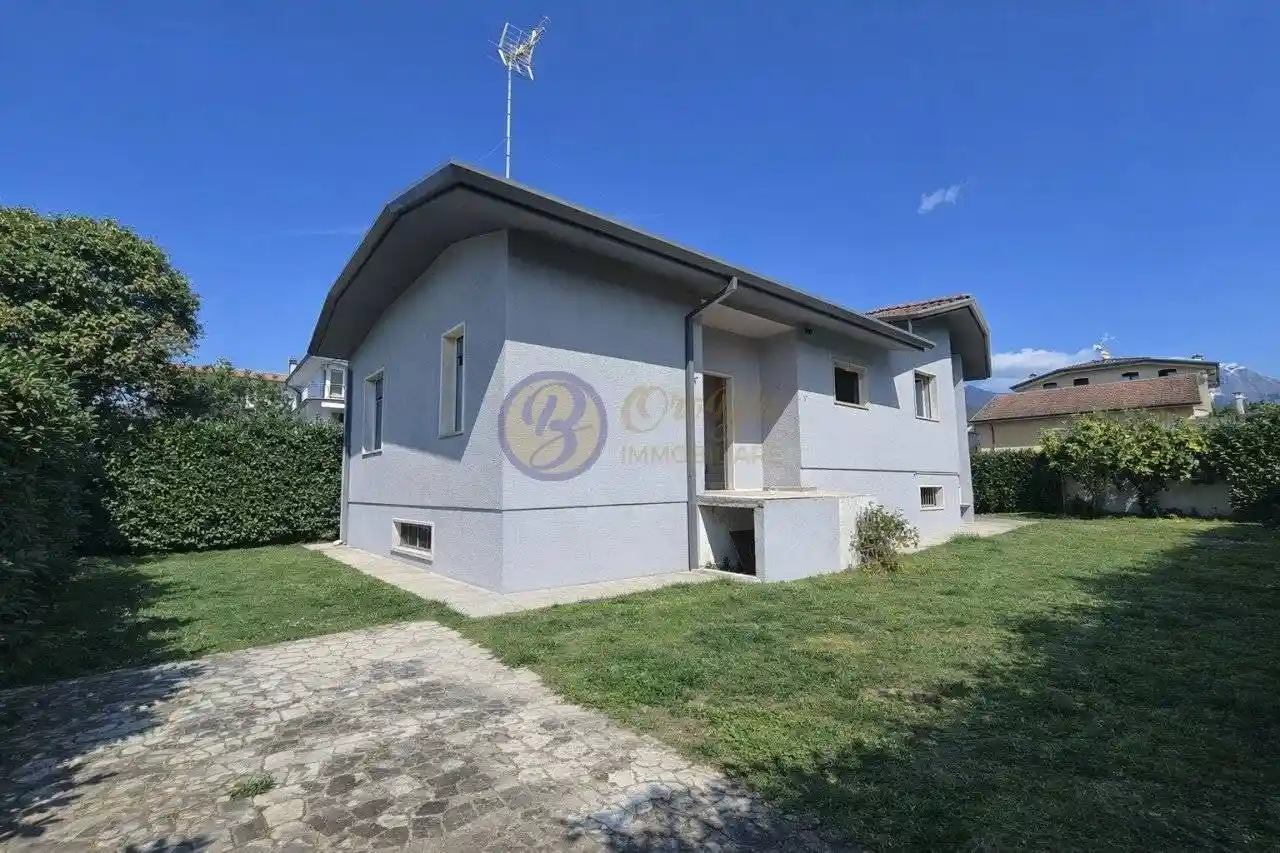 Villa in vendita a Seravezza