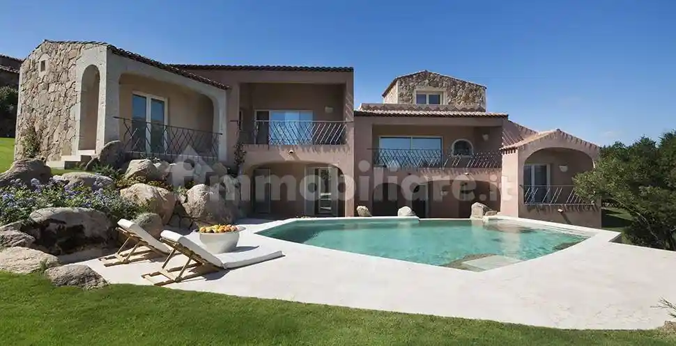 Villa in vendita a Arzachena