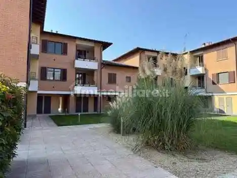 Villa in vendita a Travacò Siccomario