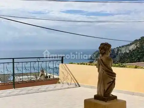 Appartamento in vendita a Bergeggi