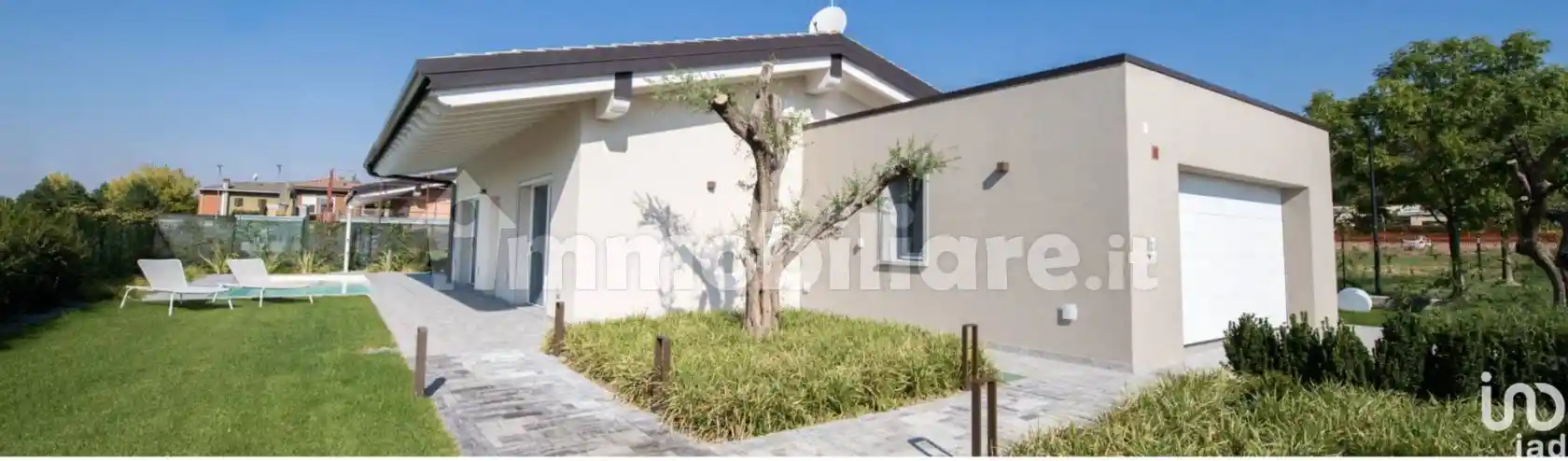 Rustico - Casale in vendita a Castelnuovo del Garda