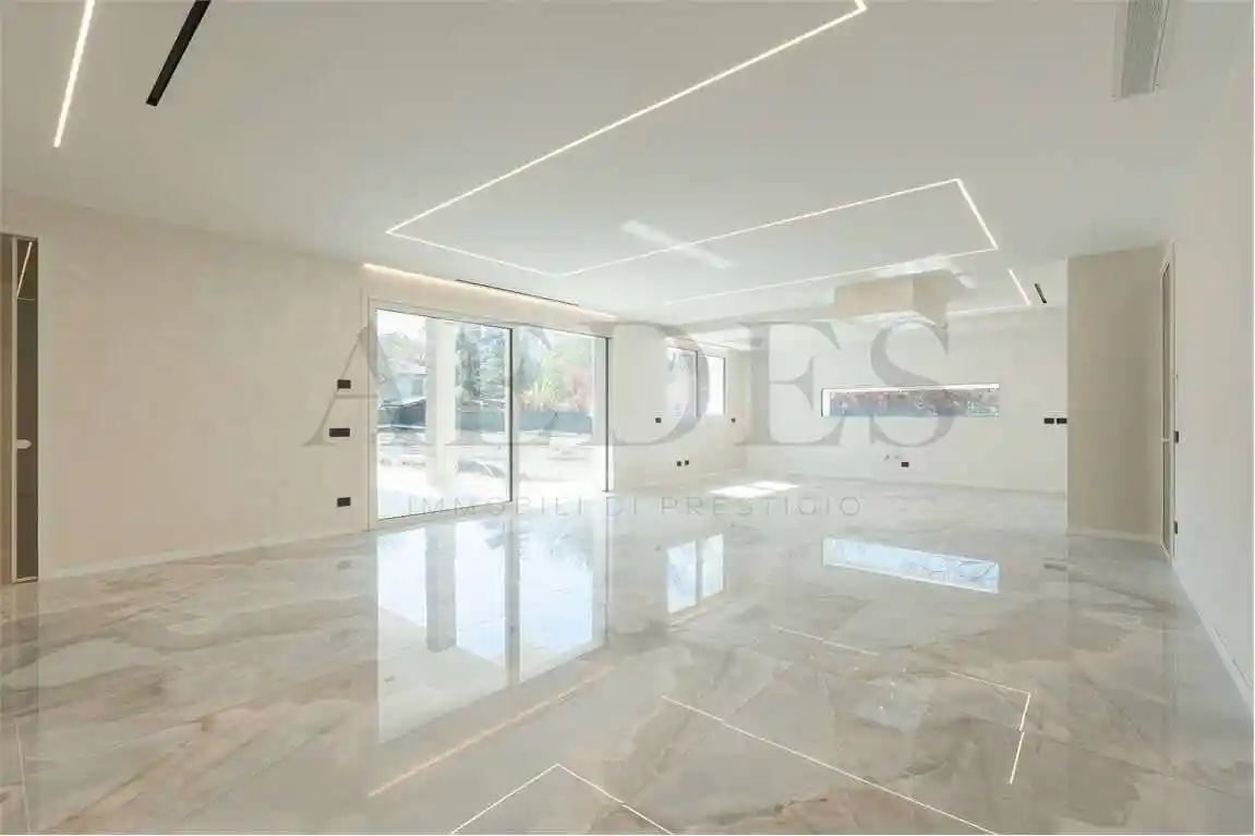 Villa in vendita a Castelnuovo Rangone