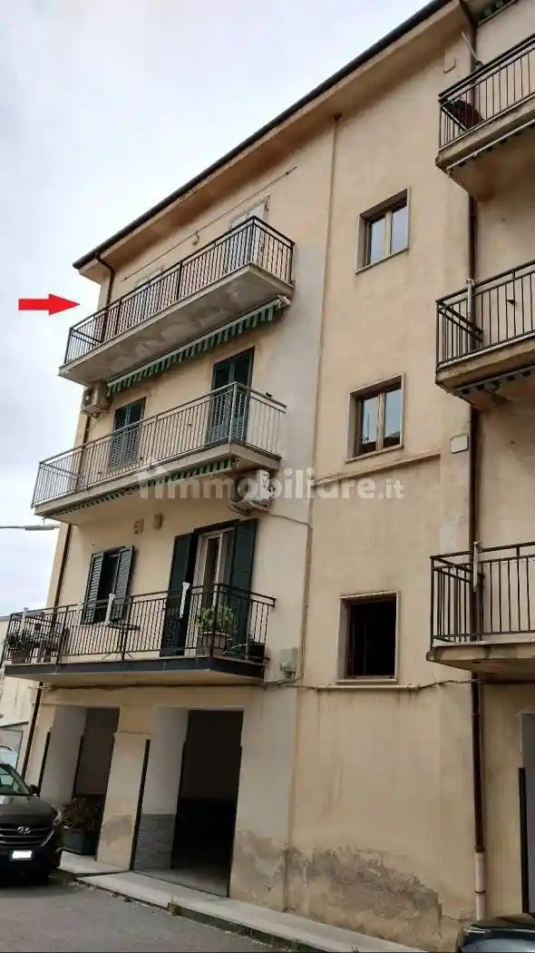 Appartamento in vendita a Paola
