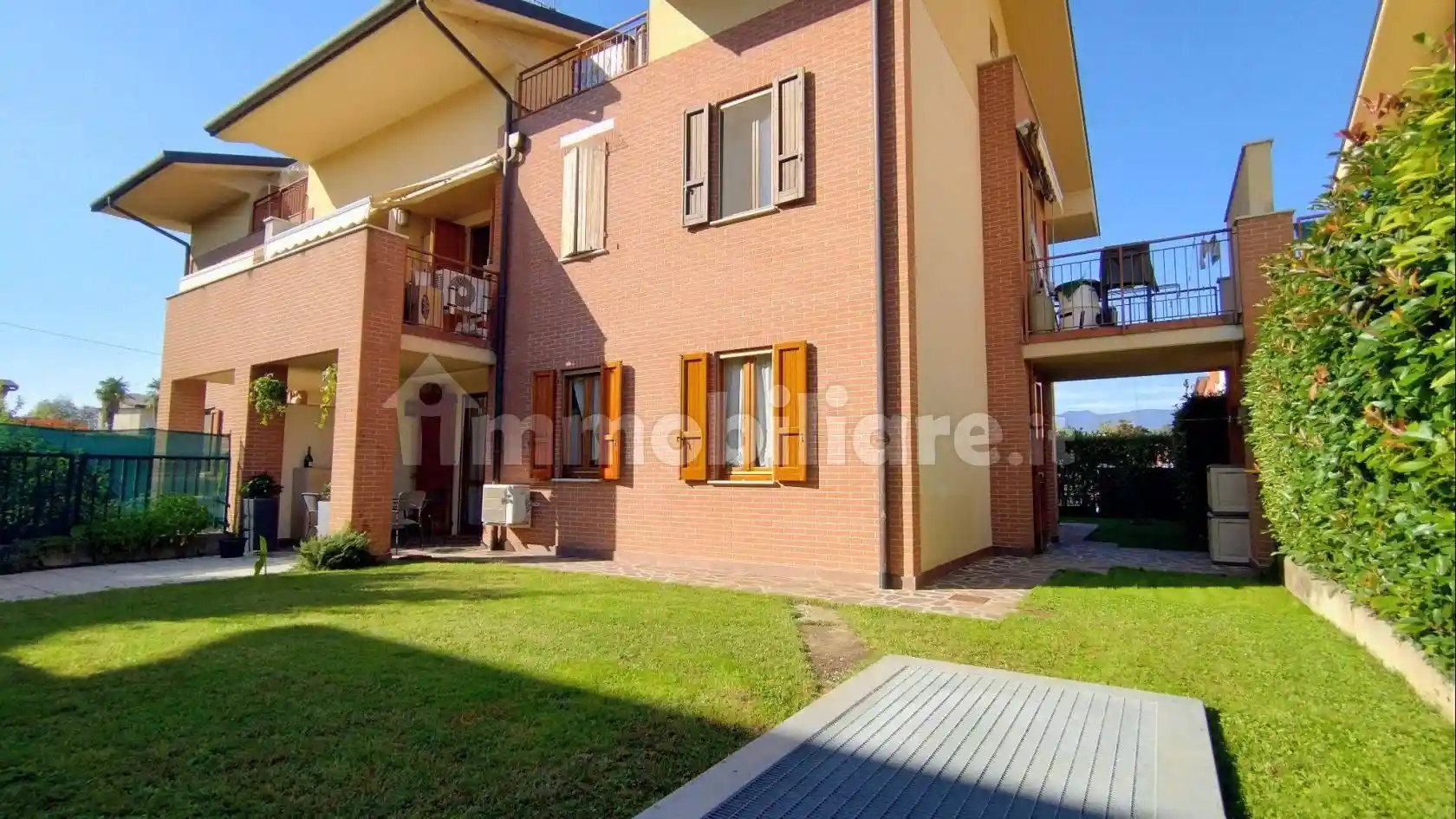 Appartamento in vendita a Carobbio degli Angeli