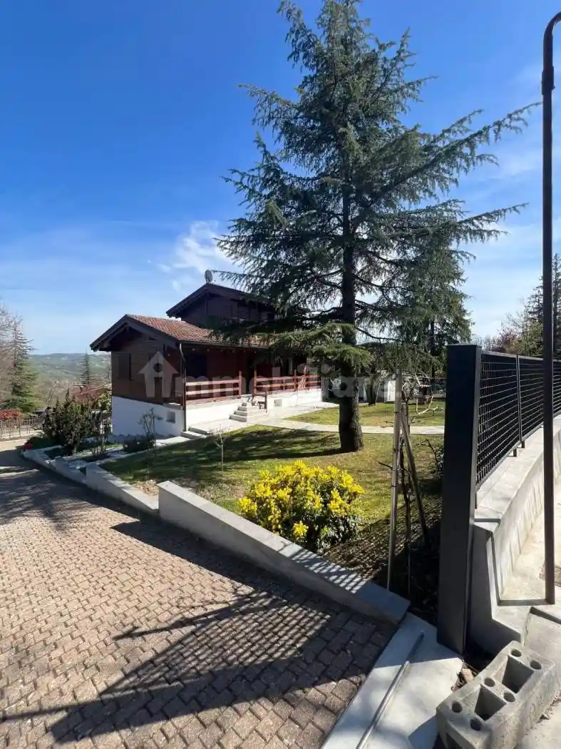 Rustico - Casale in vendita a Canossa
