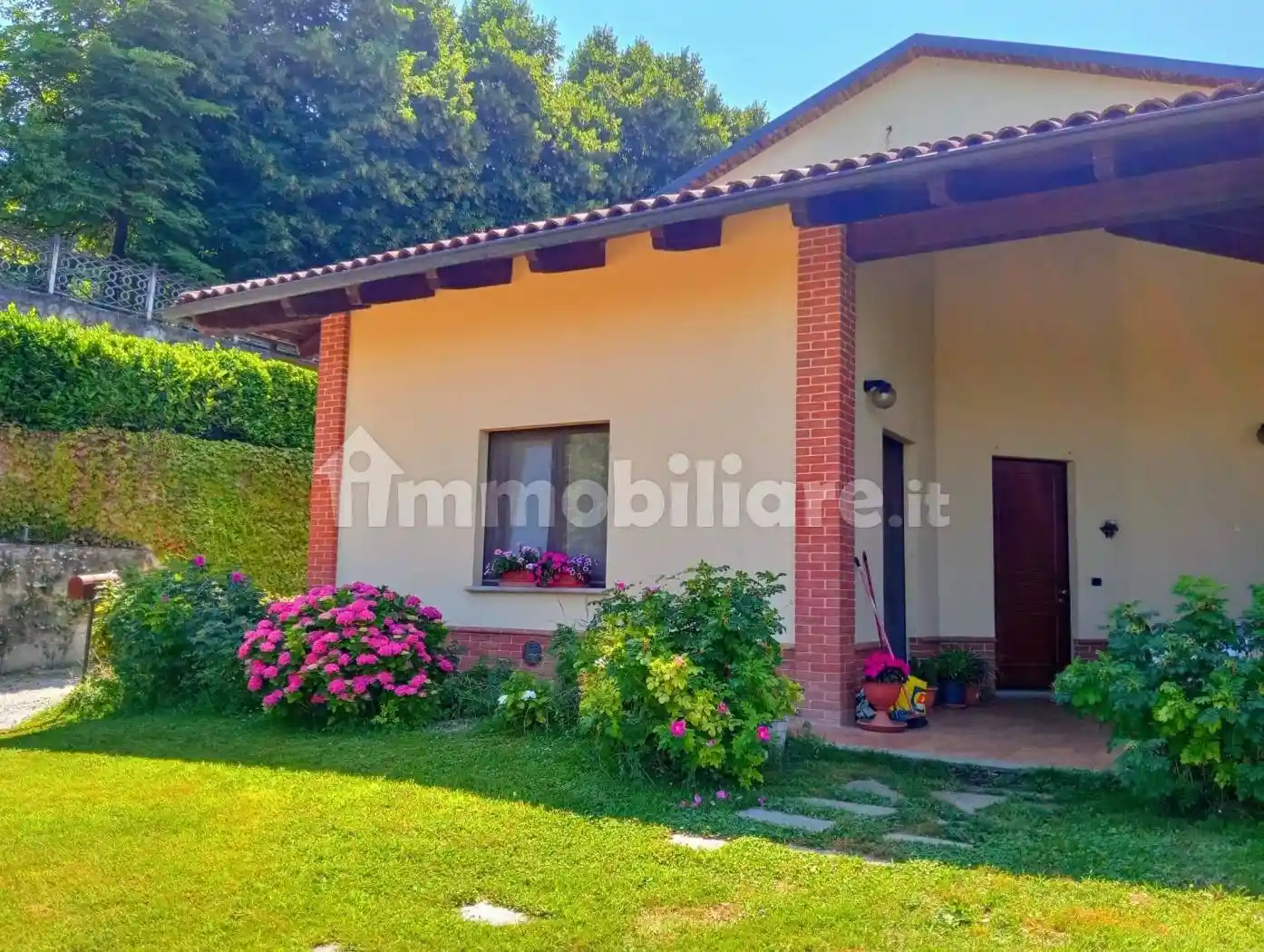 Villa in vendita a Montafia