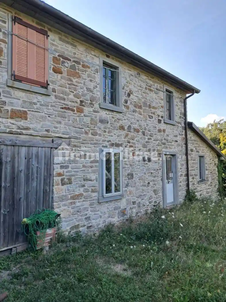 Casa indipendente in vendita a Casteldelci