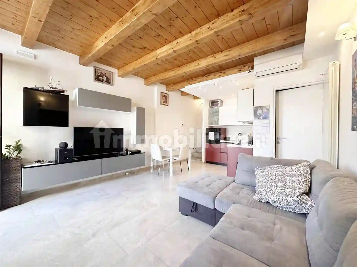 Casa indipendente - foto 2