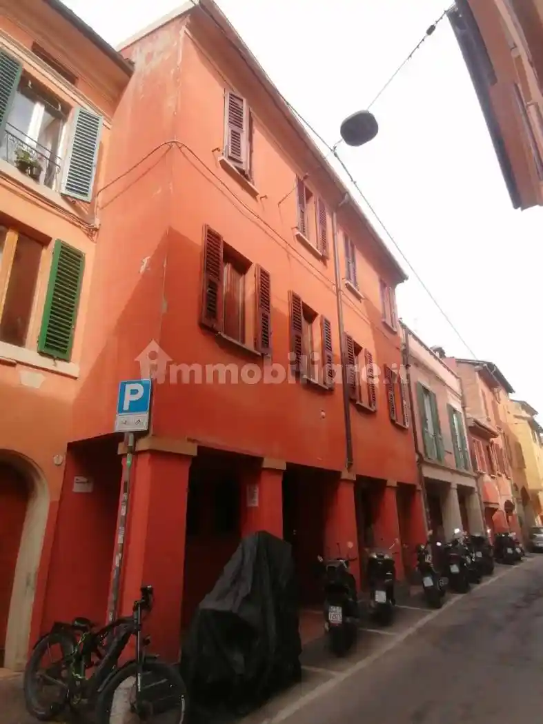 Appartamento in affitto a Bologna