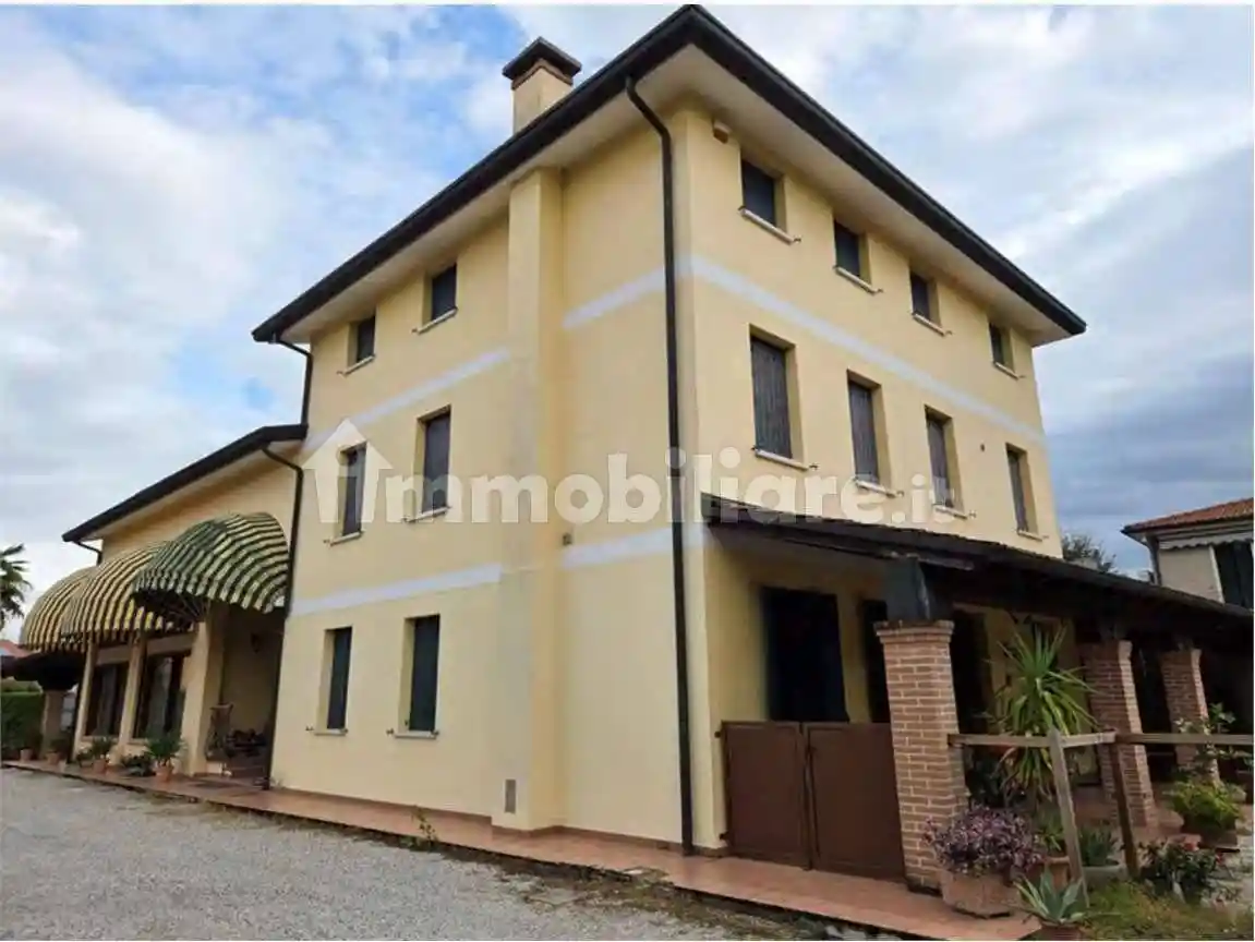 Appartamento in vendita a Carmignano di Brenta