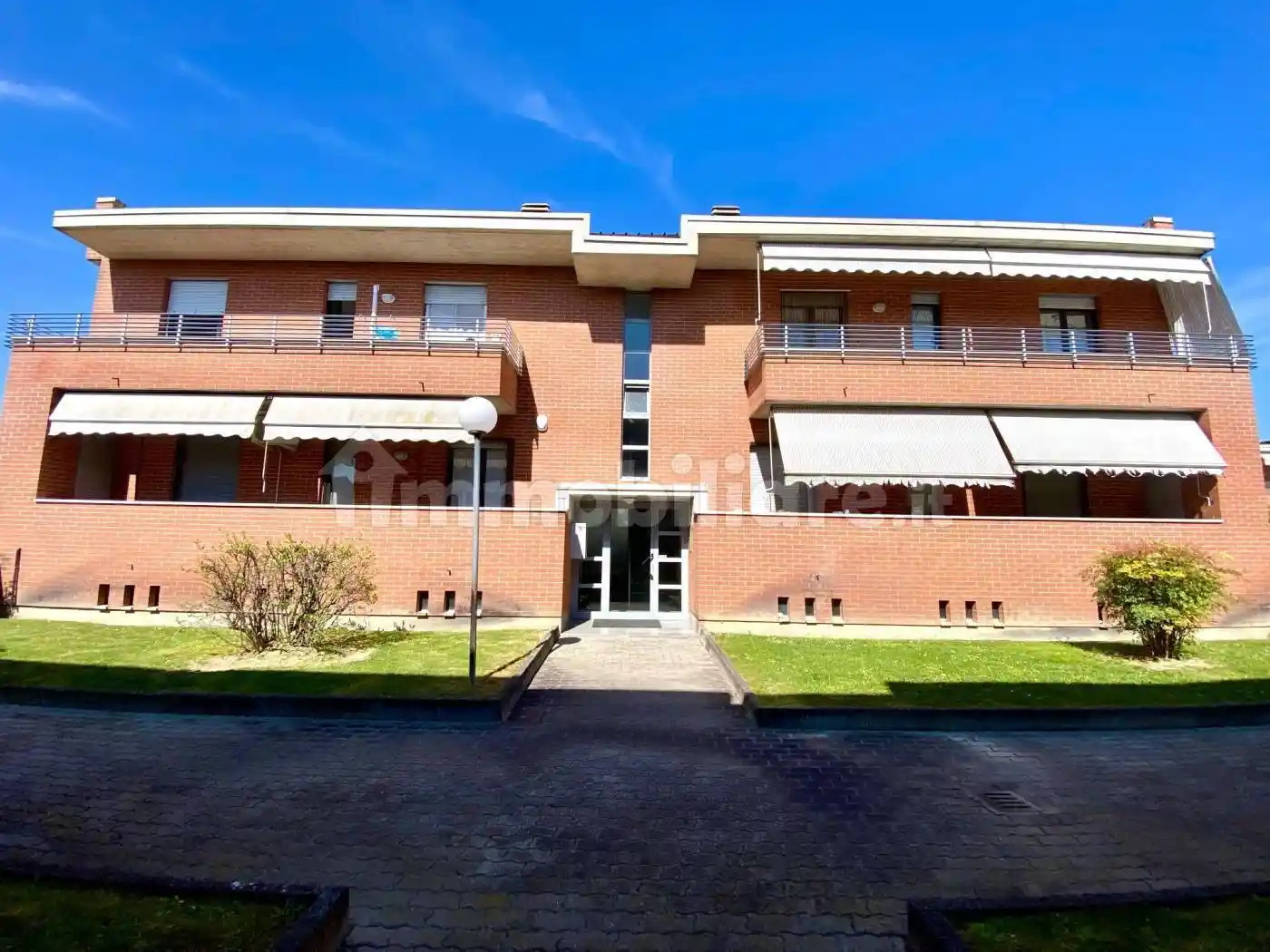 Appartamento in vendita a Grinzane Cavour