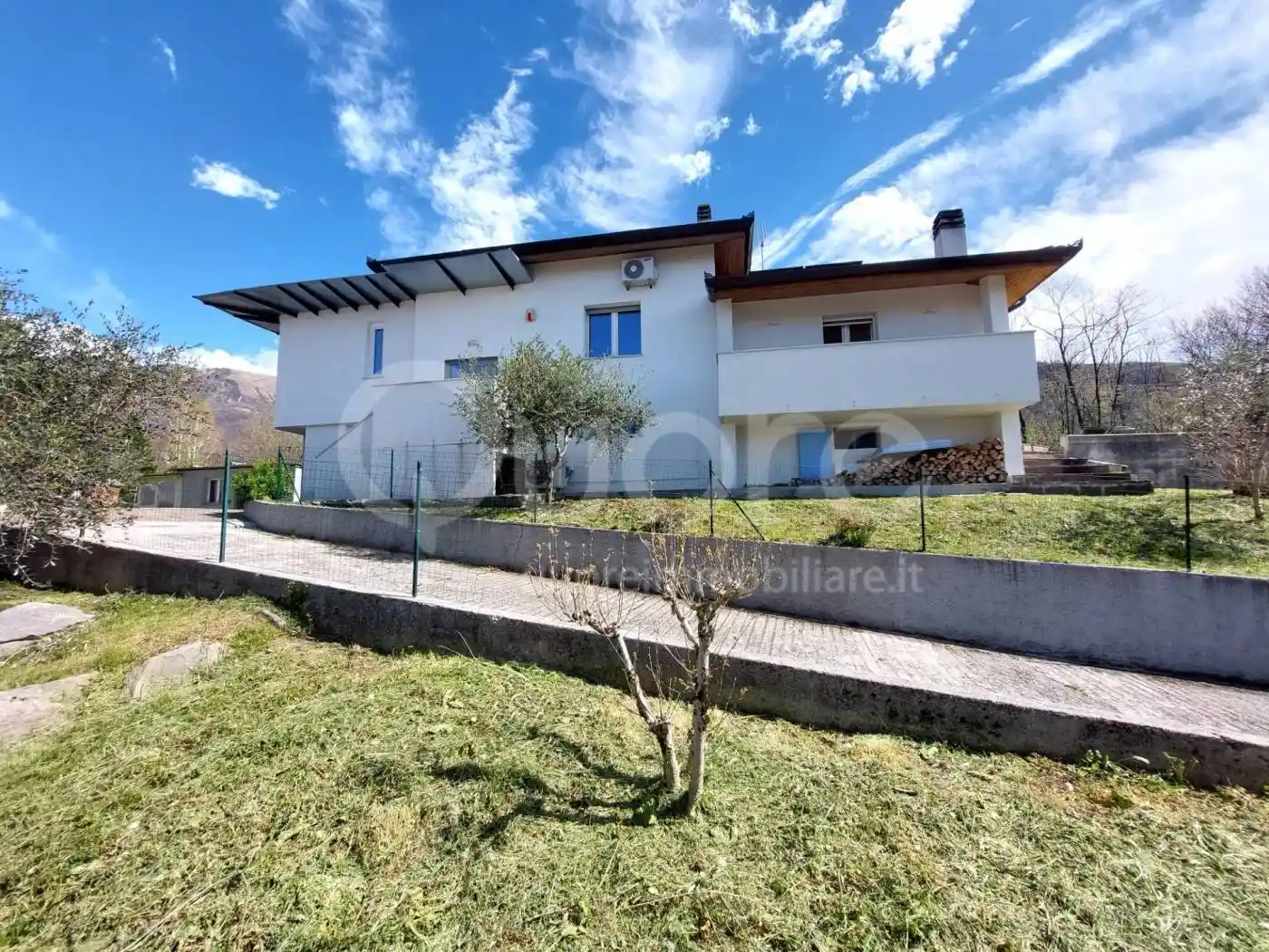 Villa in vendita a Artegna