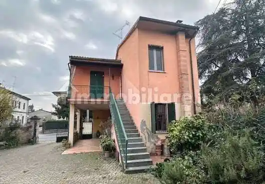 Villa in vendita a Voghera