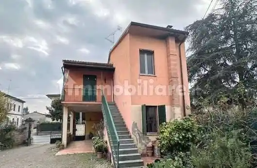 Casa indipendente in vendita a Rivanazzano Terme