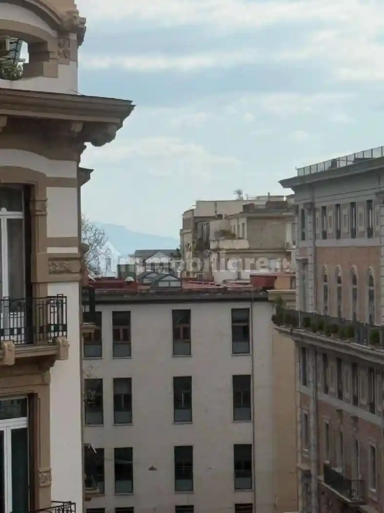 Appartamento in affitto a Napoli