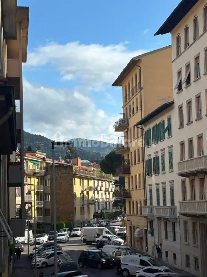 Appartamento in vendita a Firenze