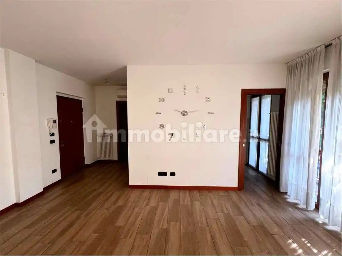 Appartamento in vendita a Voghera