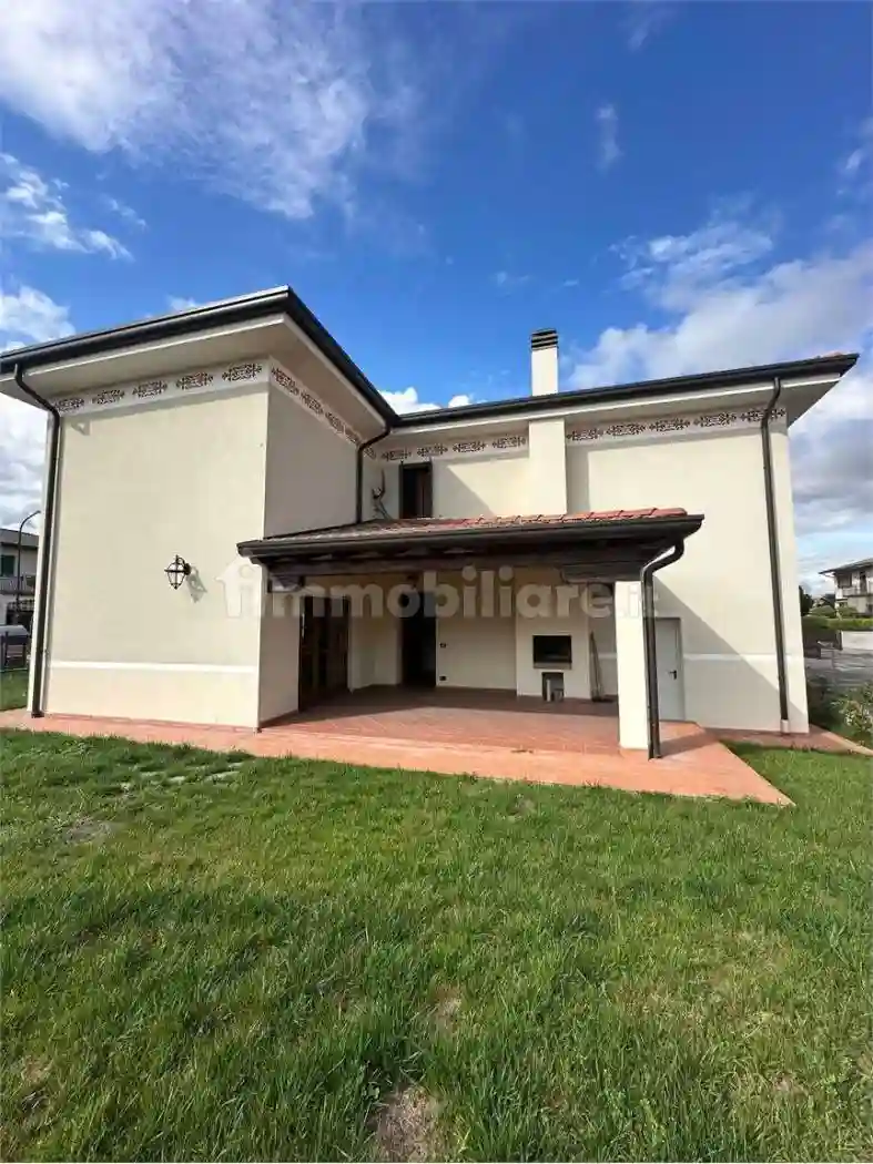 Casa indipendente - foto 2