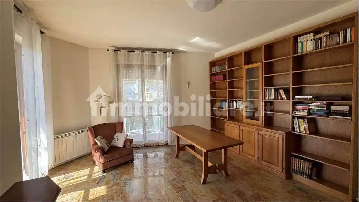 Appartamento in vendita a Voghera