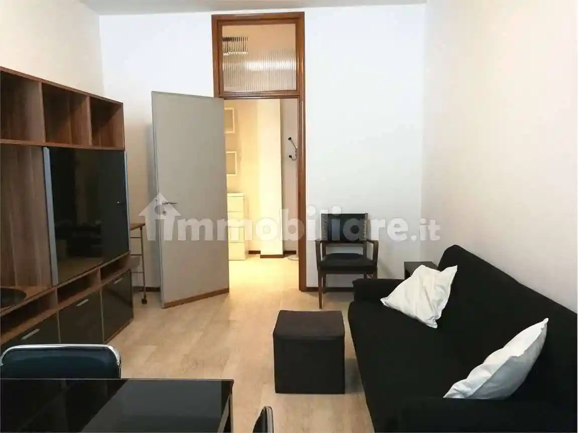 Appartamento in affitto a Voghera