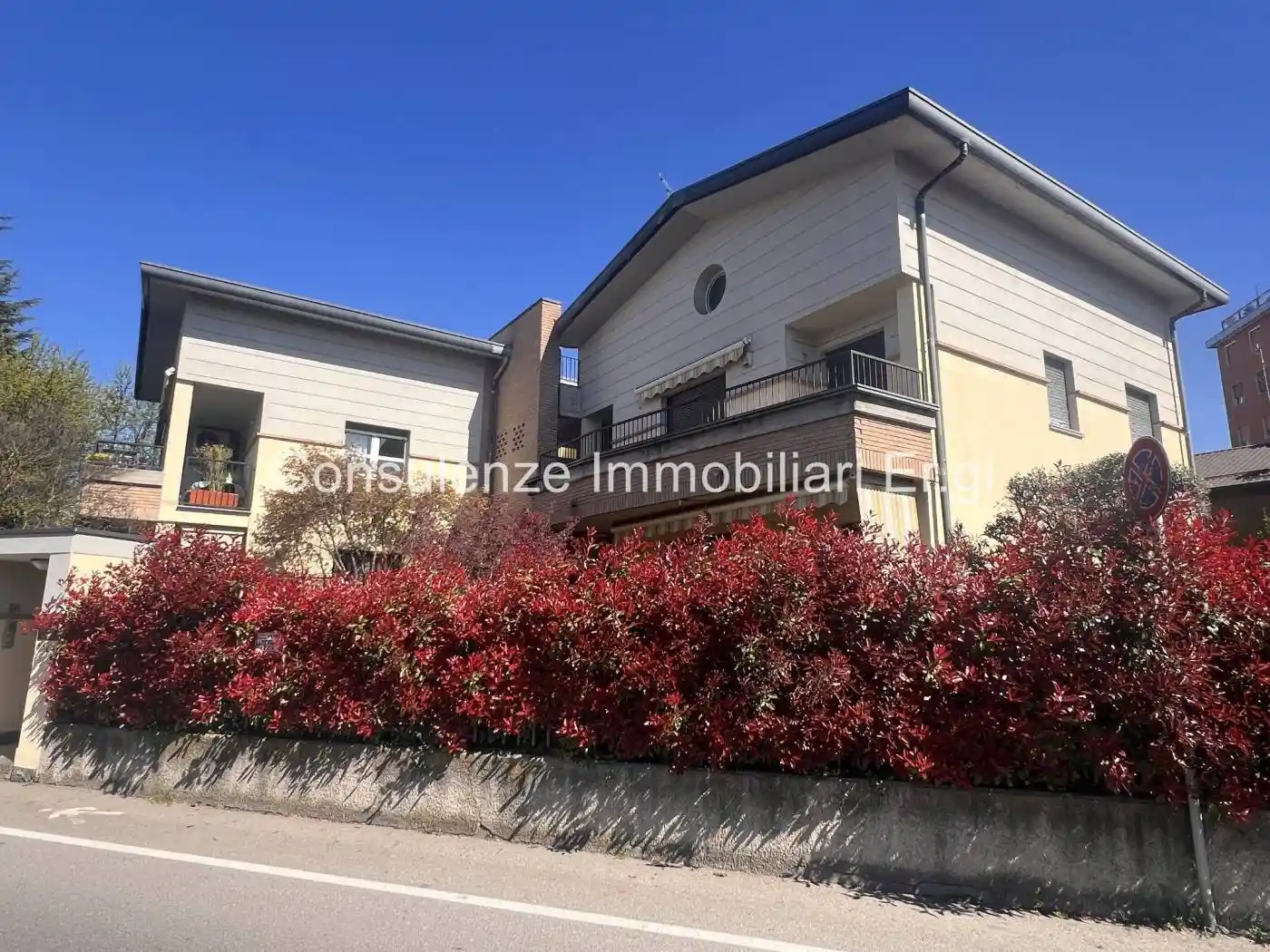 Appartamento in vendita a Garbagnate Milanese