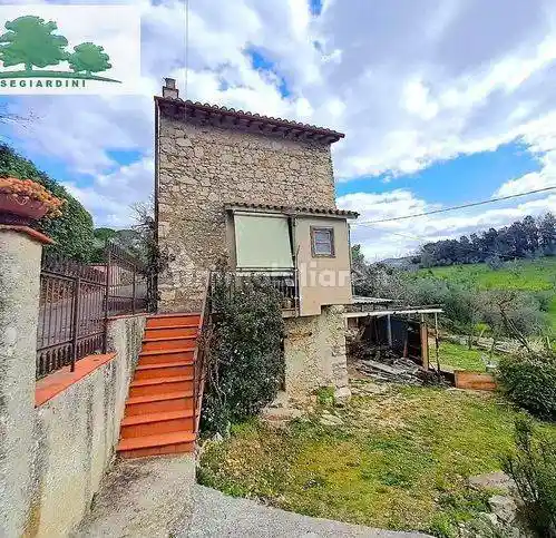 Rustico - Casale in vendita a Monteleone Sabino