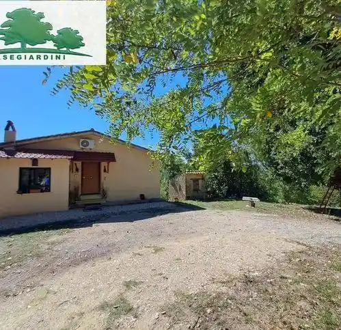 Villa in vendita a Casaprota