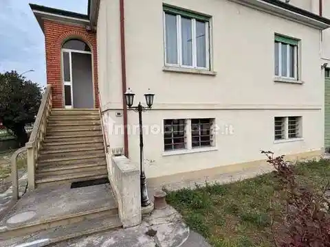 Villa in vendita a Badia Polesine