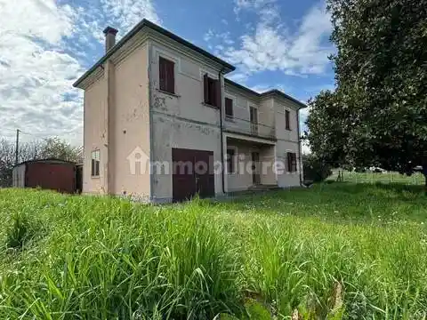 Villa in vendita a Giacciano con Baruchella