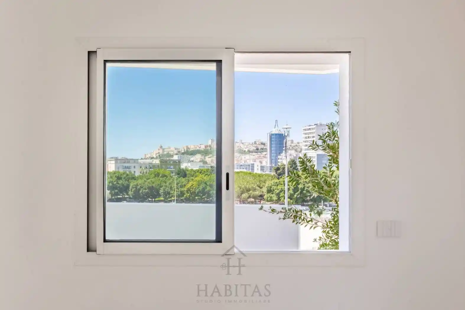 Appartamento in vendita a Cagliari