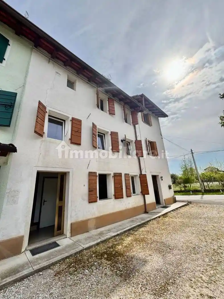 Casa indipendente in vendita a Chions