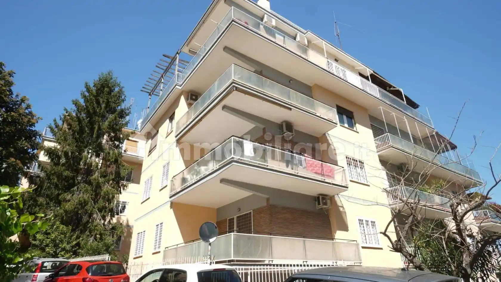Appartamento in vendita a Roma