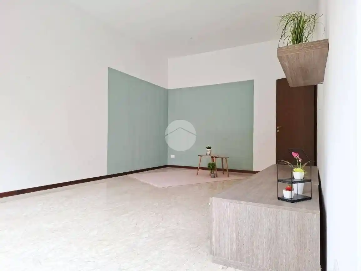 Appartamento in vendita a Voghera