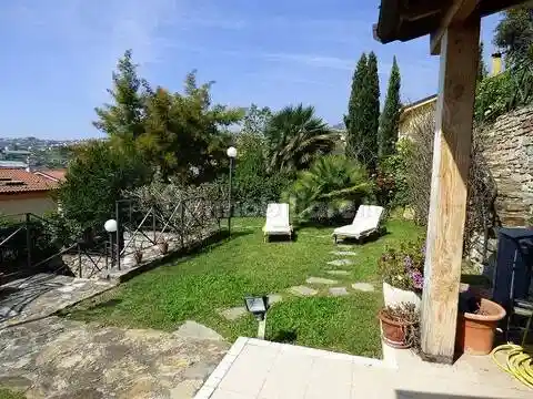 Villa in vendita a Sanremo