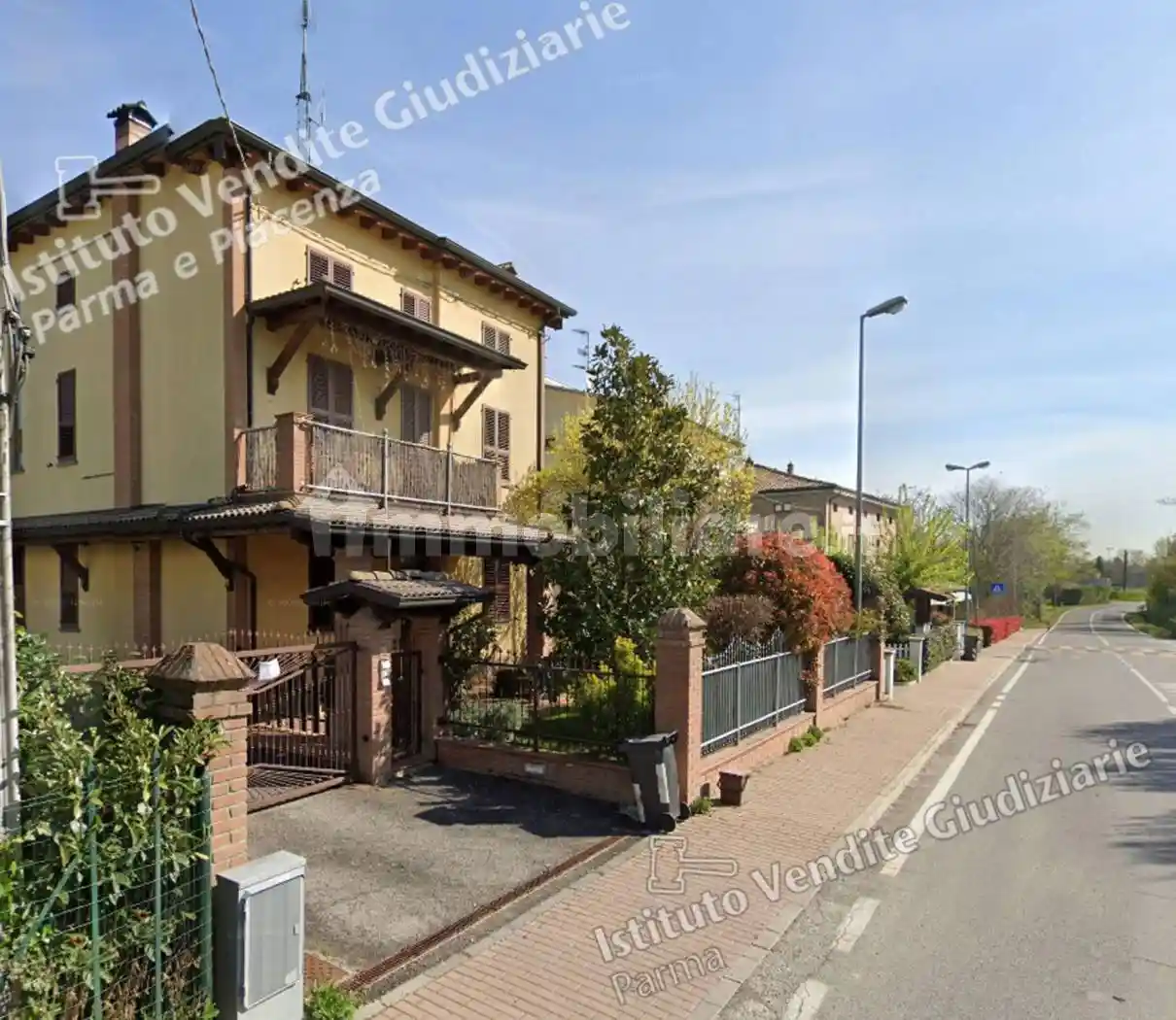 Palazzo - Stabile in vendita a Noceto