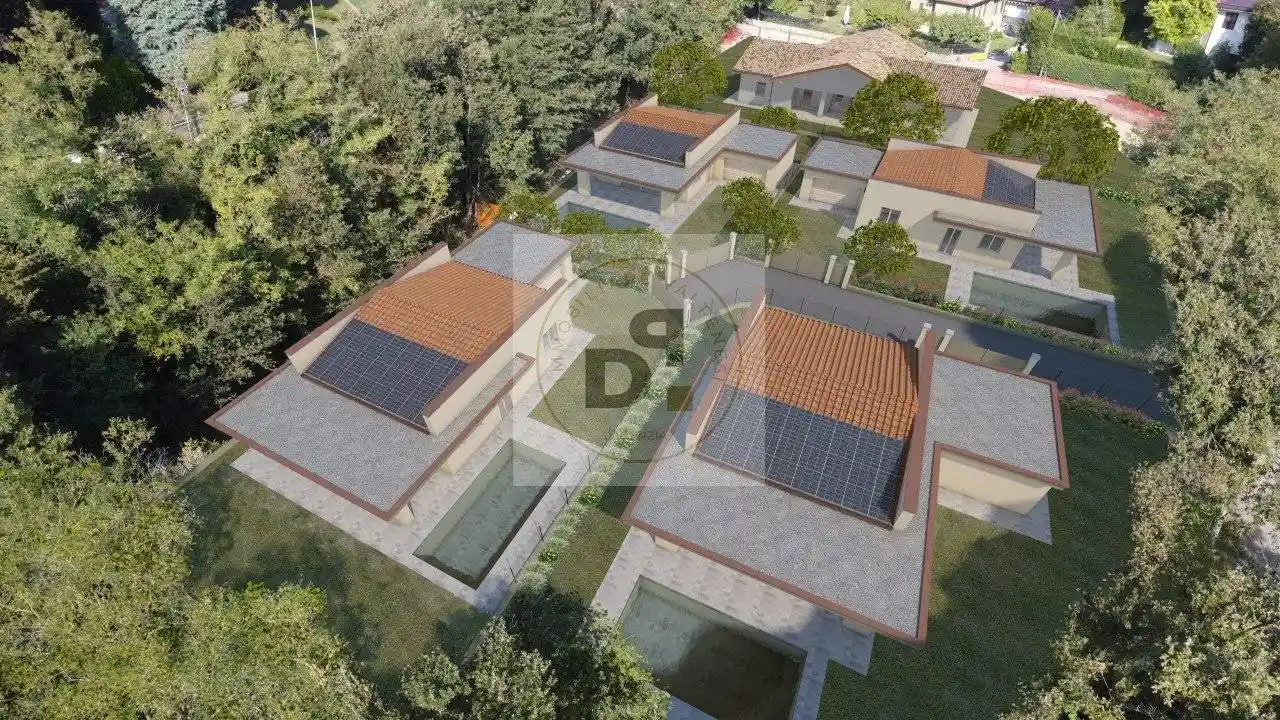 Villa in vendita a Soiano del Lago