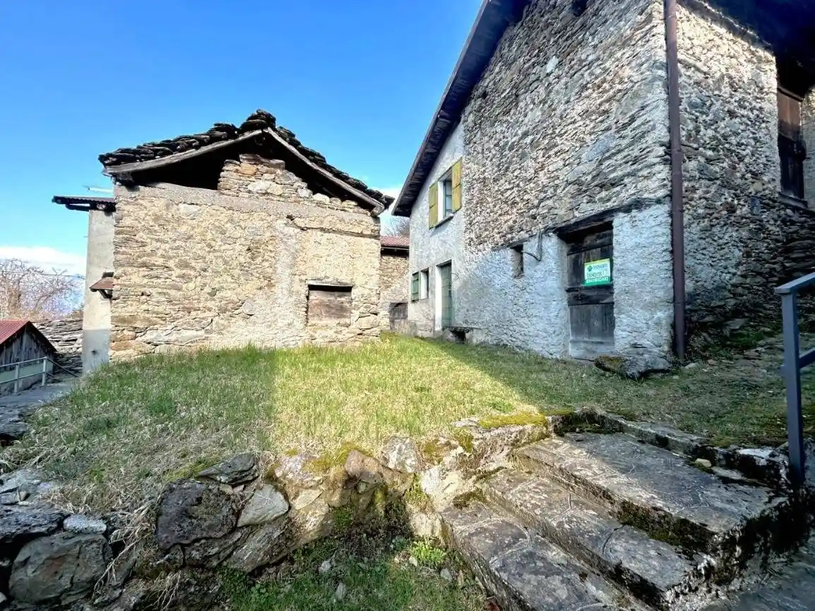 Rustico - Casale in vendita a Dorio